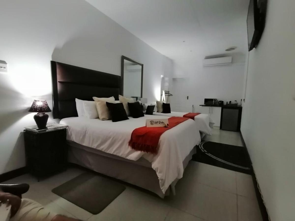 Mi Vida Guesthouse Клерксдорп Экстерьер фото